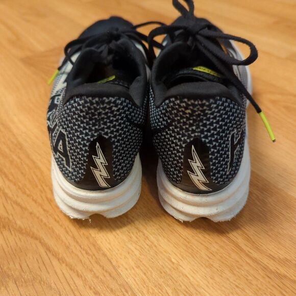 Hoka Crescendo MD Track & Field Running Shoes M 8 W 9.5 Black White 1134520 - Picture 3 of 7